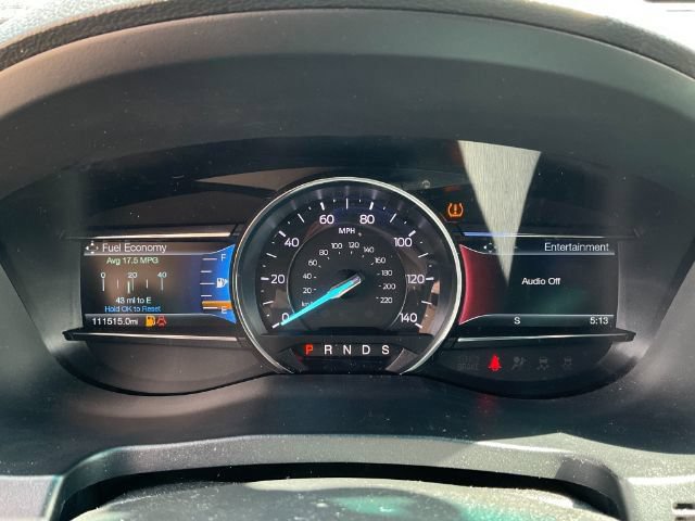 Used 2017 Ford Explorer XLT w/ Equipment Group 202A AWD/4WD image 25