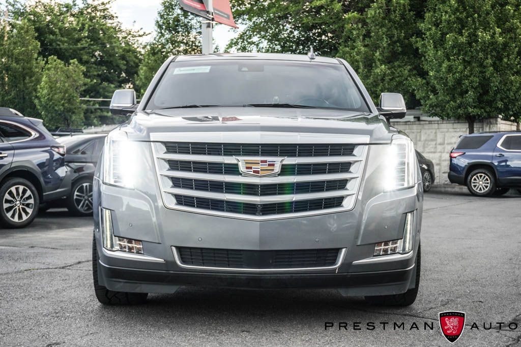 Used 2019 Cadillac Escalade Platinum AWD/4WD image 18