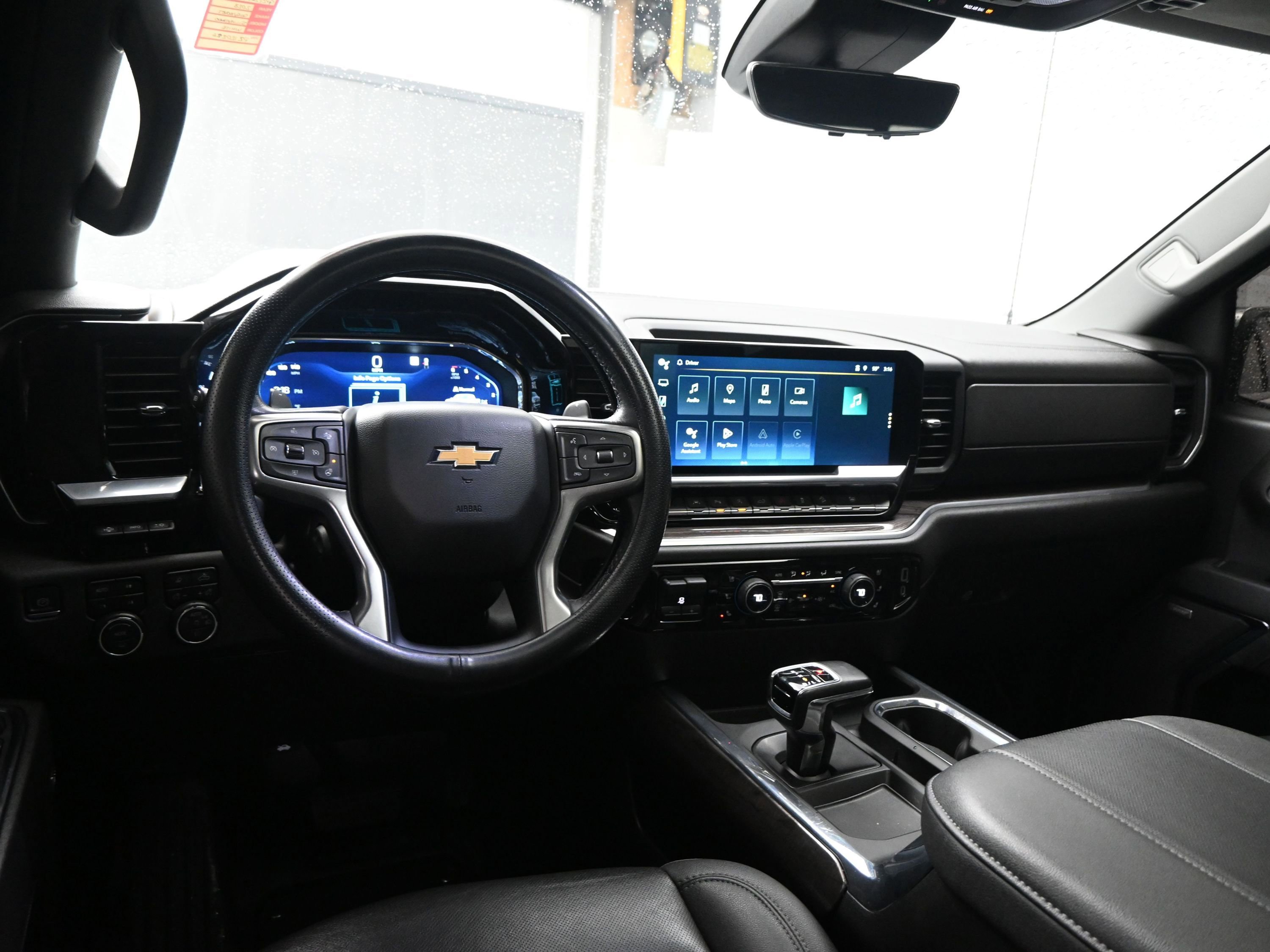 Used 2023 Chevrolet Silverado 1500 LTZ w/ LTZ Premium Package image 19