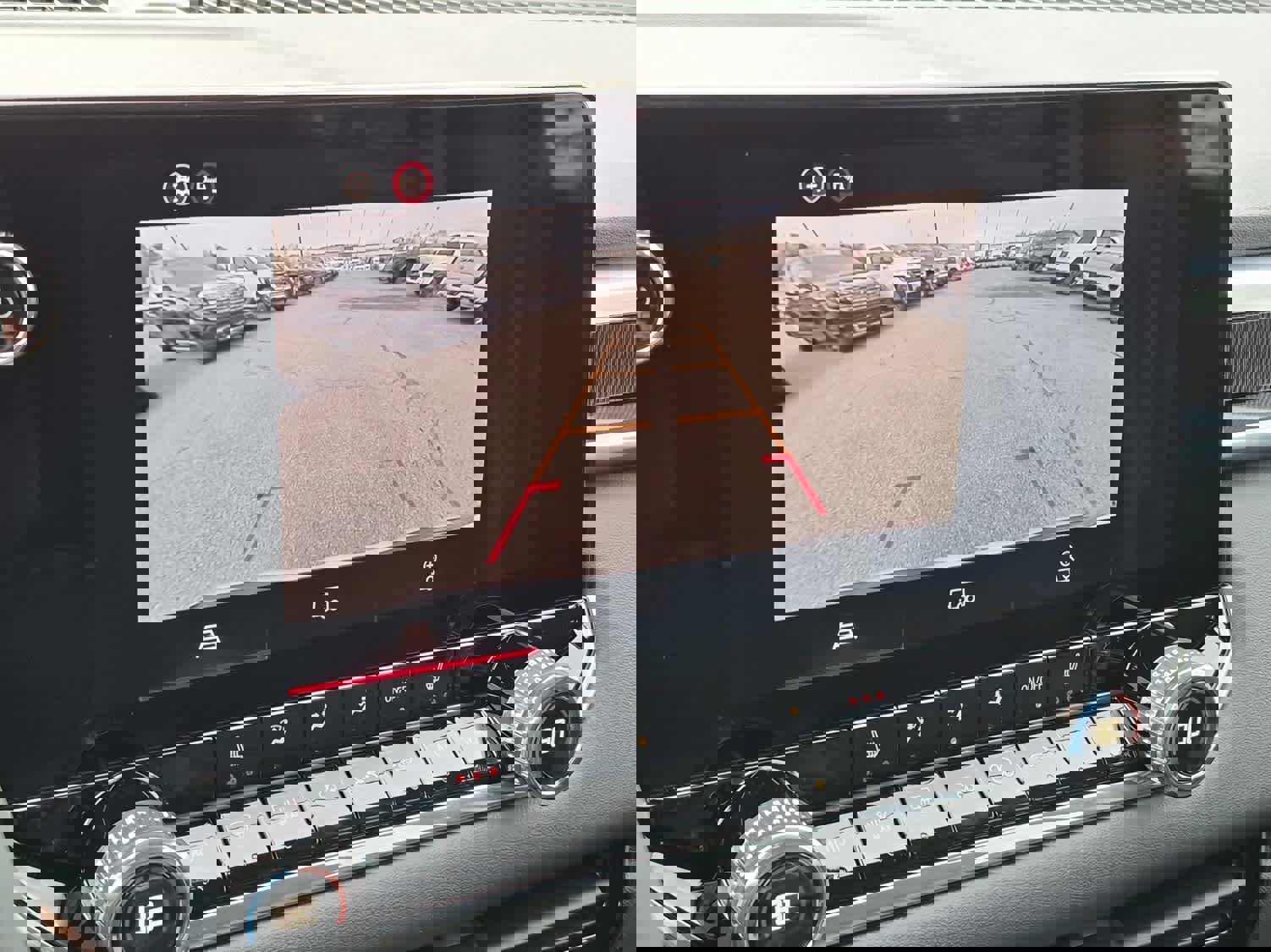 New 2026 GMC Canyon Elevation w/ Convenience Package image 16