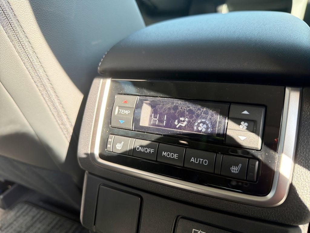 New 2026 Subaru Ascent Limited AWD/4WD image 30