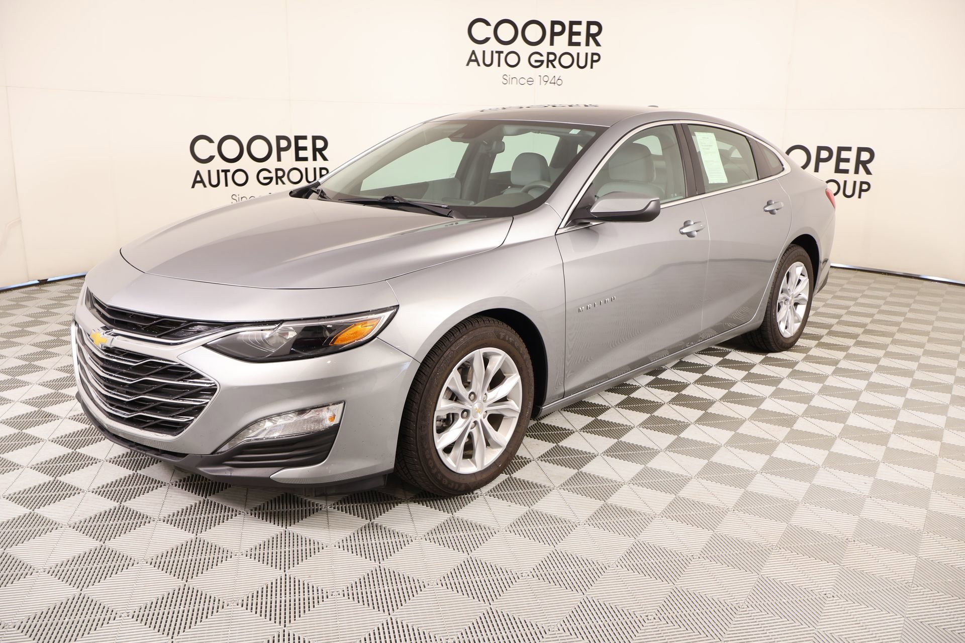 Used 2024 Chevrolet Malibu LT image 10