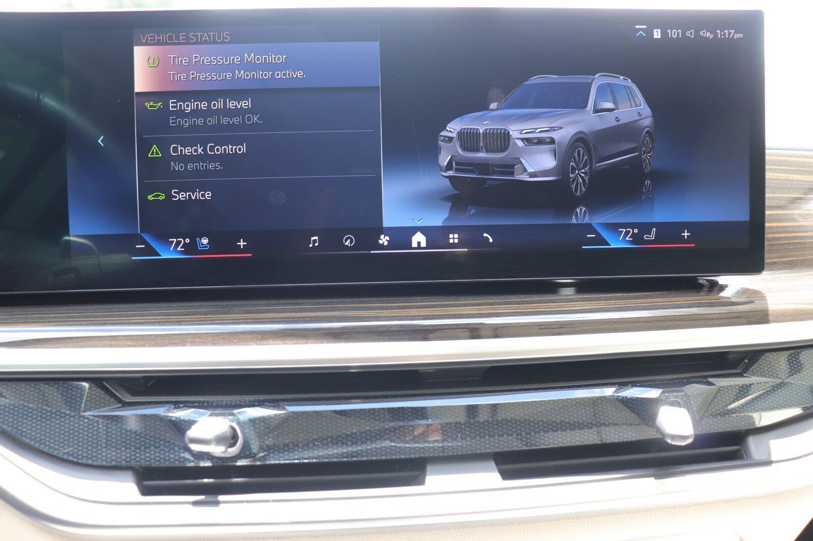 Used 2025 BMW X7 xDrive40i w/ Premium Package AWD/4WD image 38