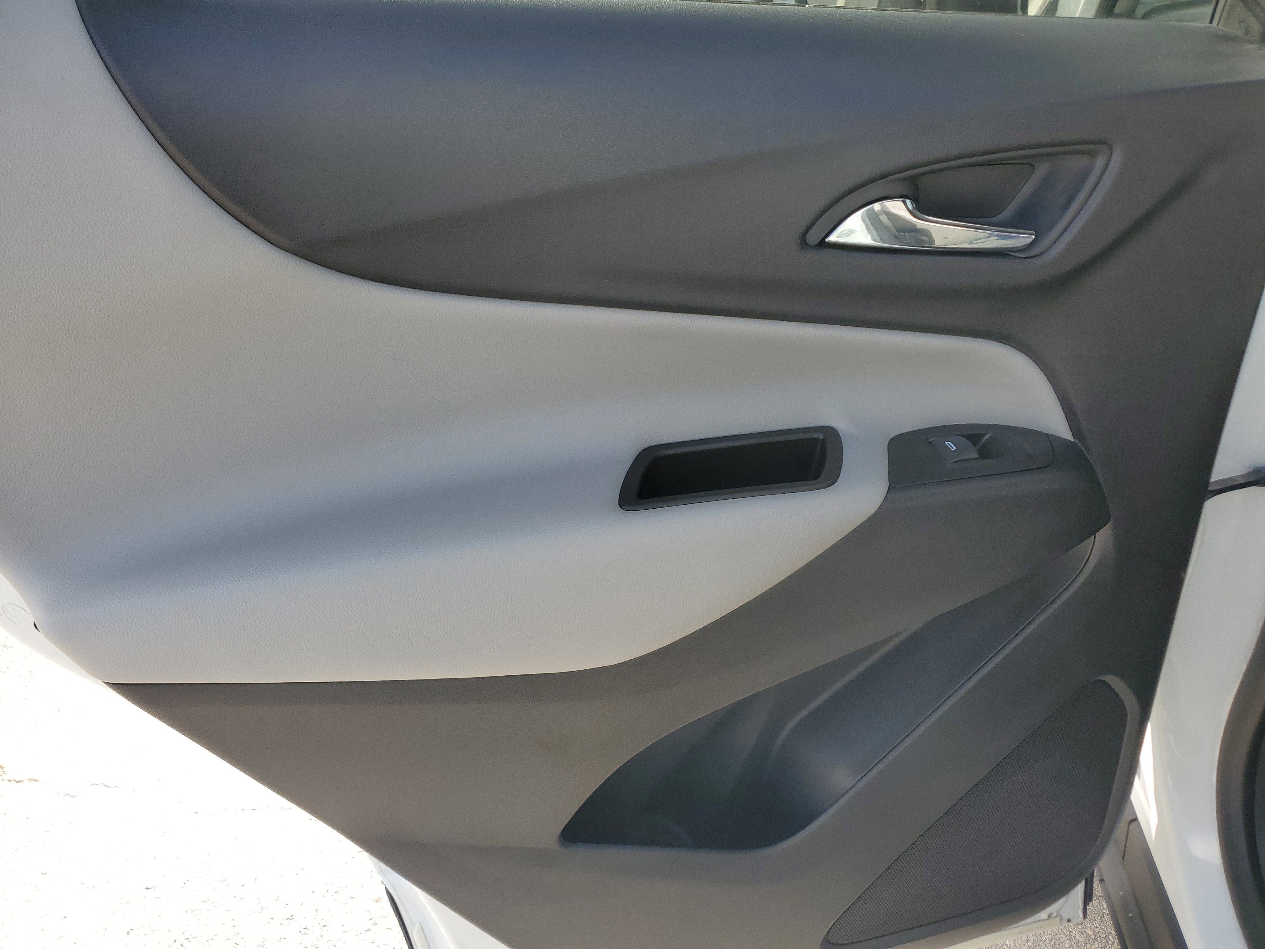 Used 2023 Chevrolet Equinox LT image 28