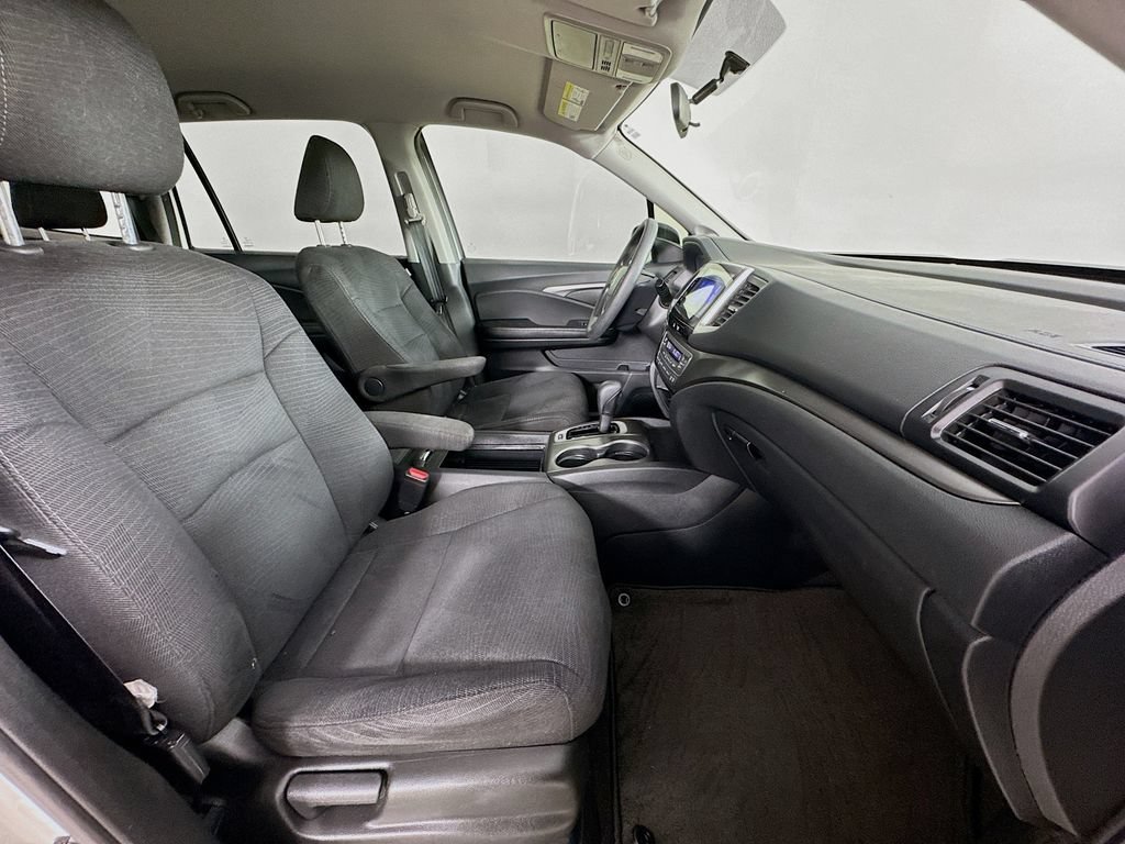 Used 2017 Honda Pilot EX image 33