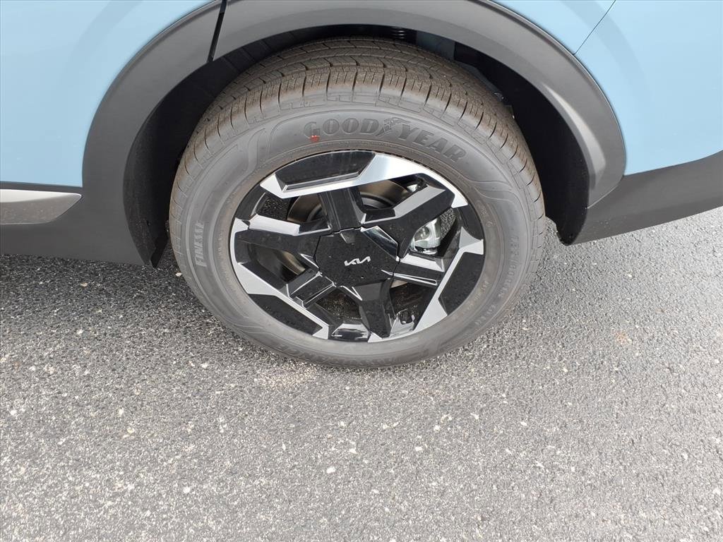 New 2026 Kia Sportage S image 10
