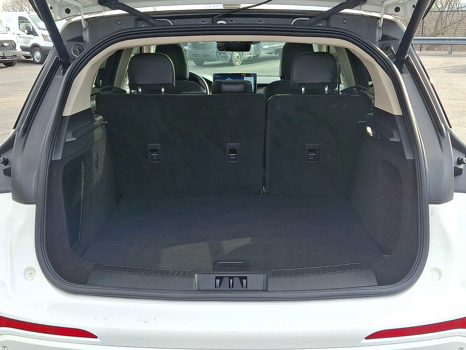 Used 2023 Lincoln Corsair Reserve w/ Equipment Group 201A image 29