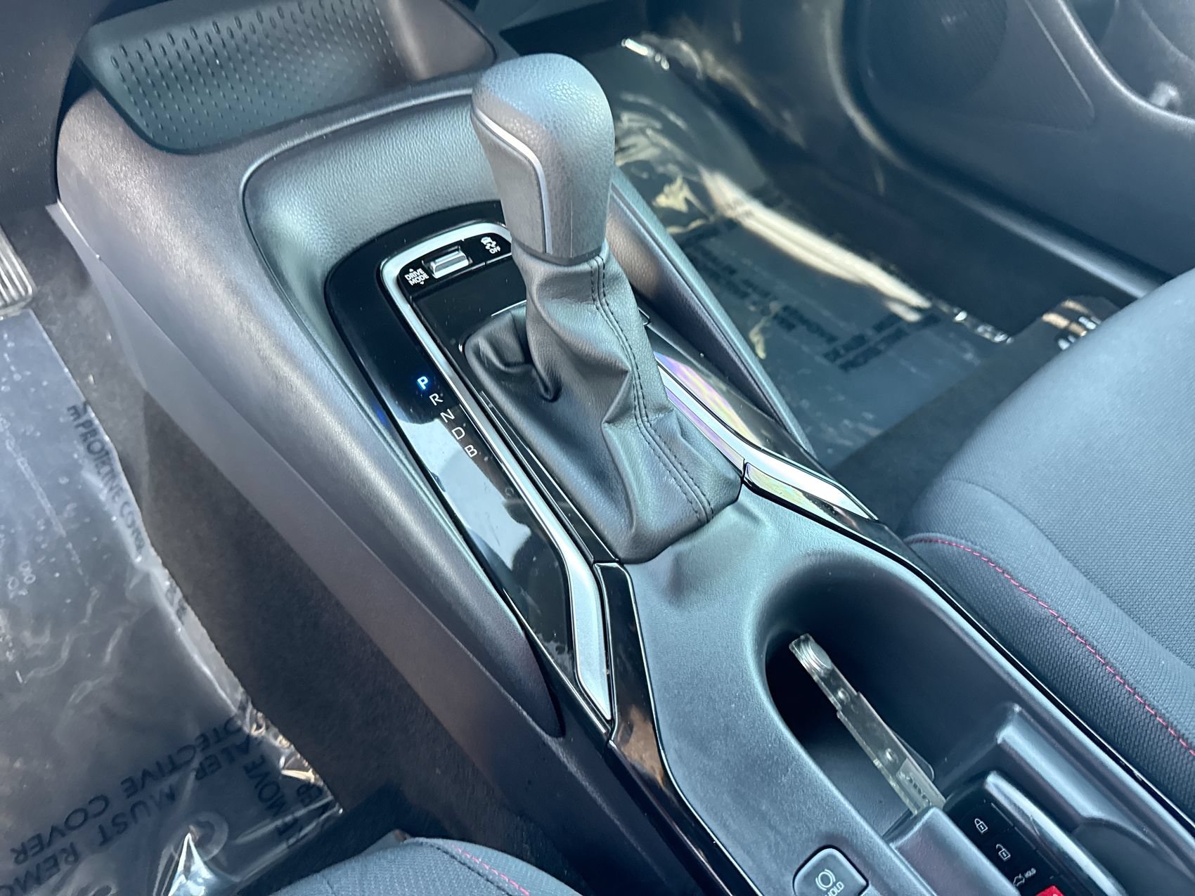 Used 2025 Toyota Corolla SE FWD image 19