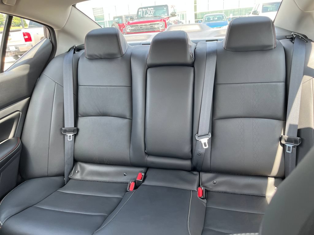 Used 2023 Nissan Altima 2.5 SR w/ SR Premium Package AWD/4WD image 13