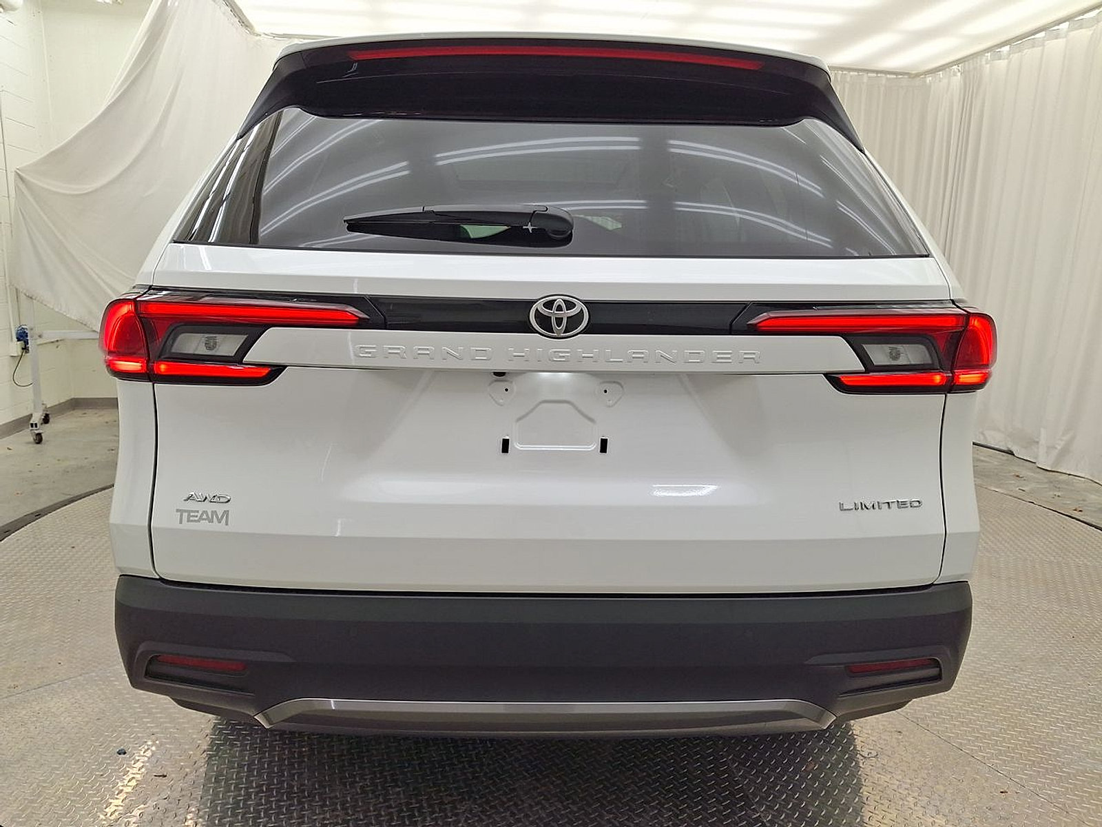 Certified 2026 Toyota Grand Highlander AWD image 27