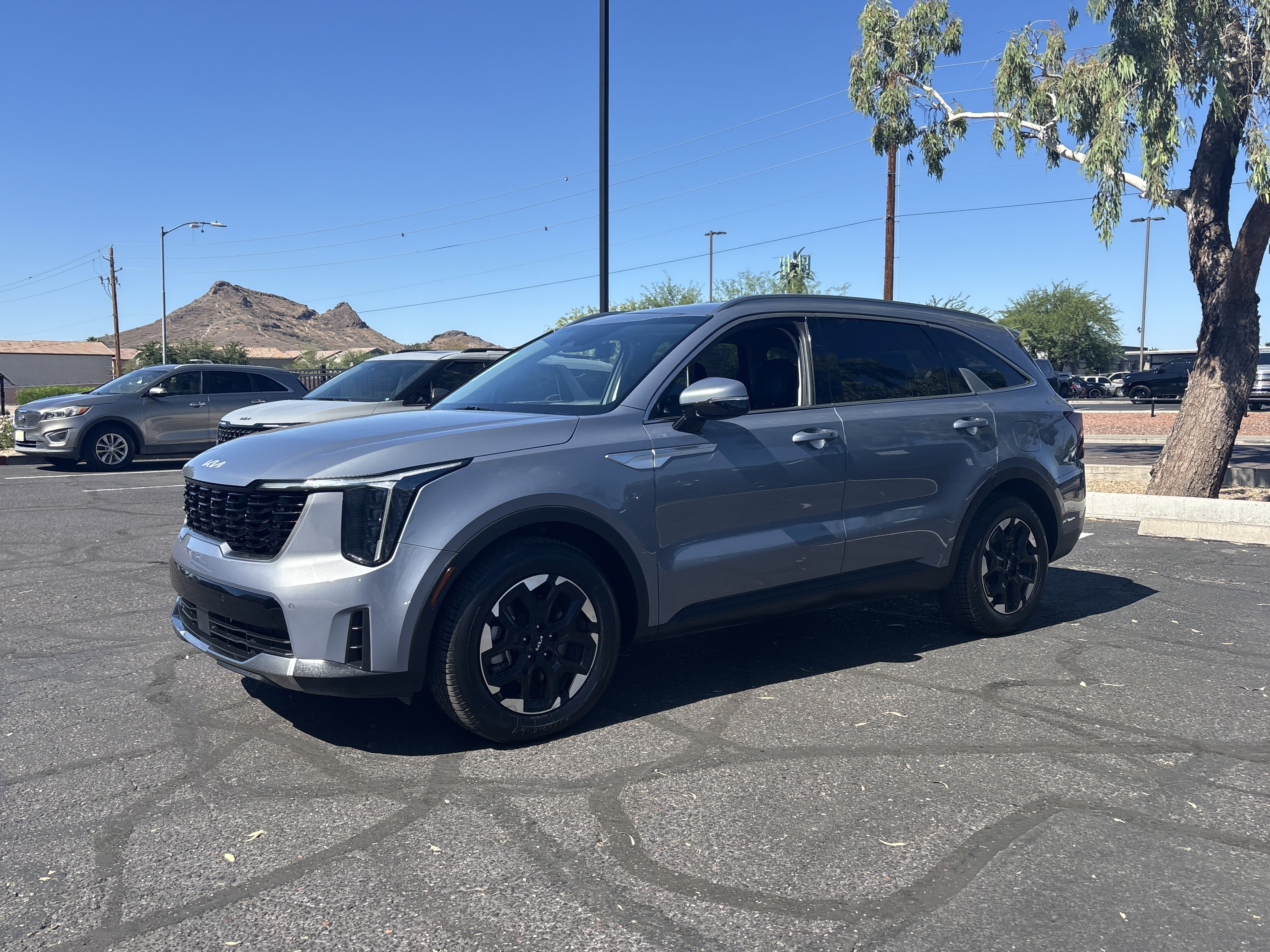 Certified 2024 Kia Sorento S FWD image 6