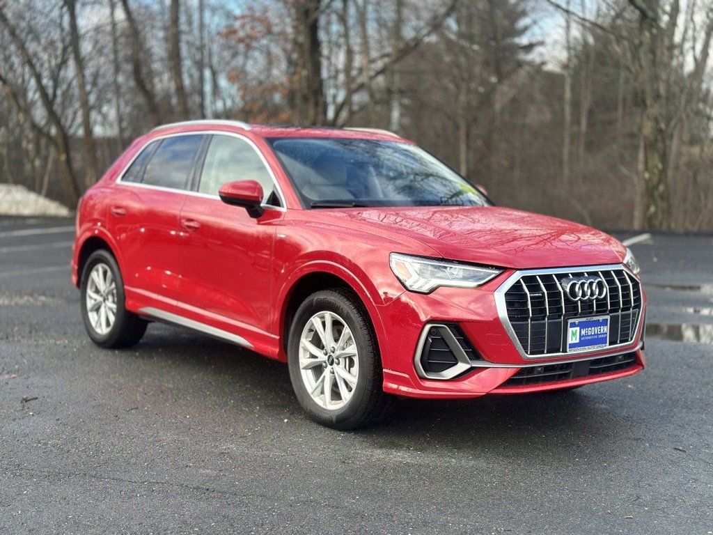 Used 2024 Audi Q3 2.0T Premium Plus w/ Premium Plus Package image 8