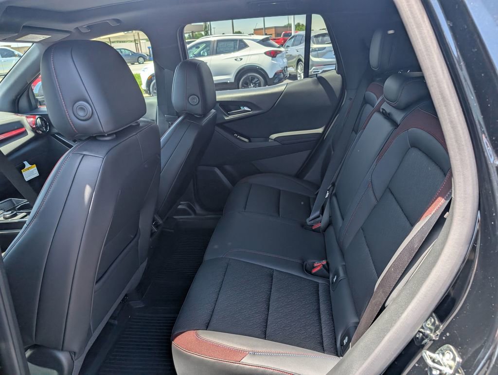 New 2026 Chevrolet Equinox RS w/ Convenience Package III AWD/4WD image 10