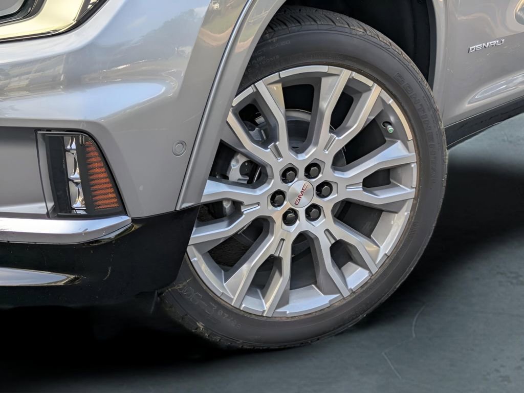 New 2026 GMC Acadia Denali w/ Super Cruise Package image 2