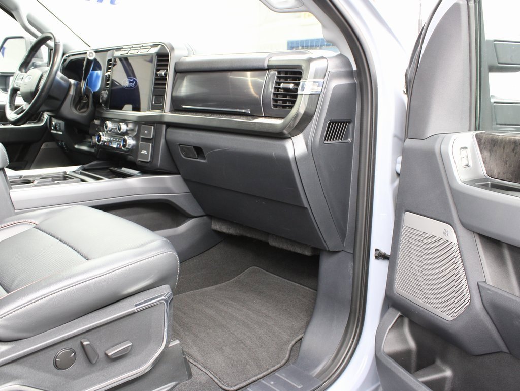 Used 2024 Ford F250 Lariat w/ Lariat Ultimate Package image 37