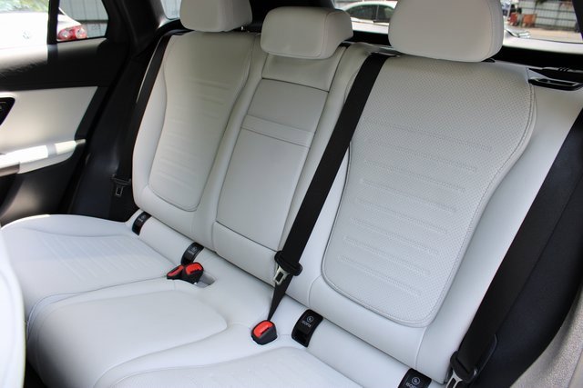 Used 2025 Mercedes-Benz GLC 350e 4MATIC w/ AMG Line image 11