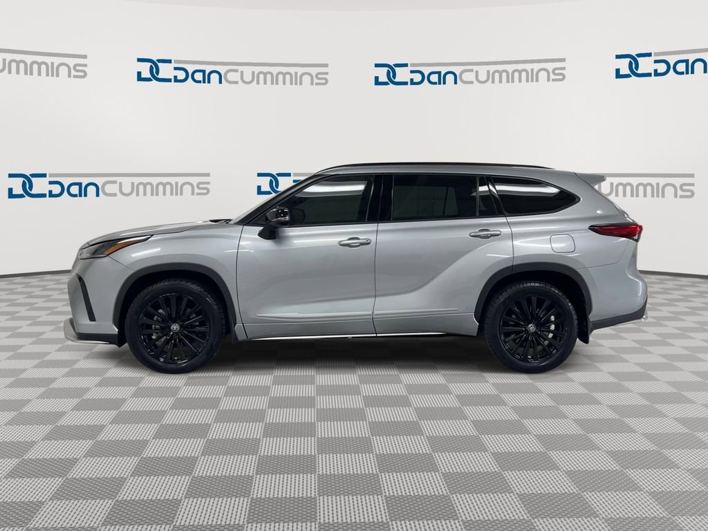 Used 2023 Toyota Highlander XSE AWD/4WD image 5