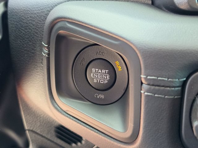 New 2026 Jeep Gladiator Mojave AWD/4WD image 32