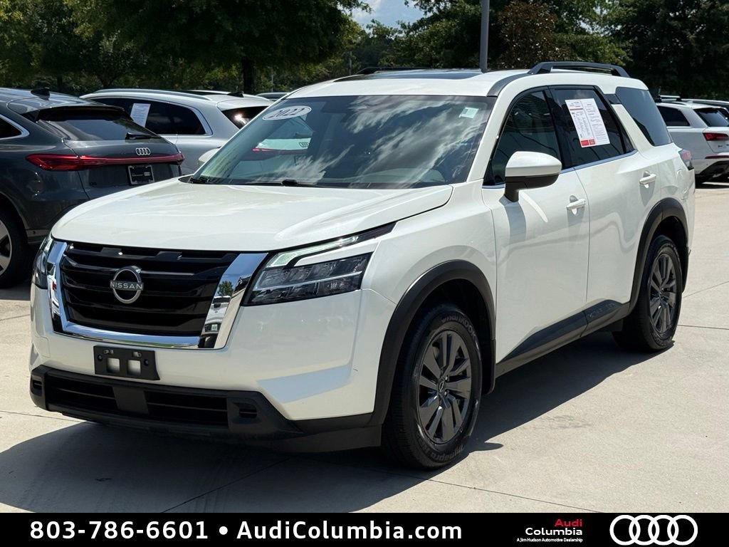 Used 2022 Nissan Pathfinder SV w/ SV Premium Package AWD/4WD image 9