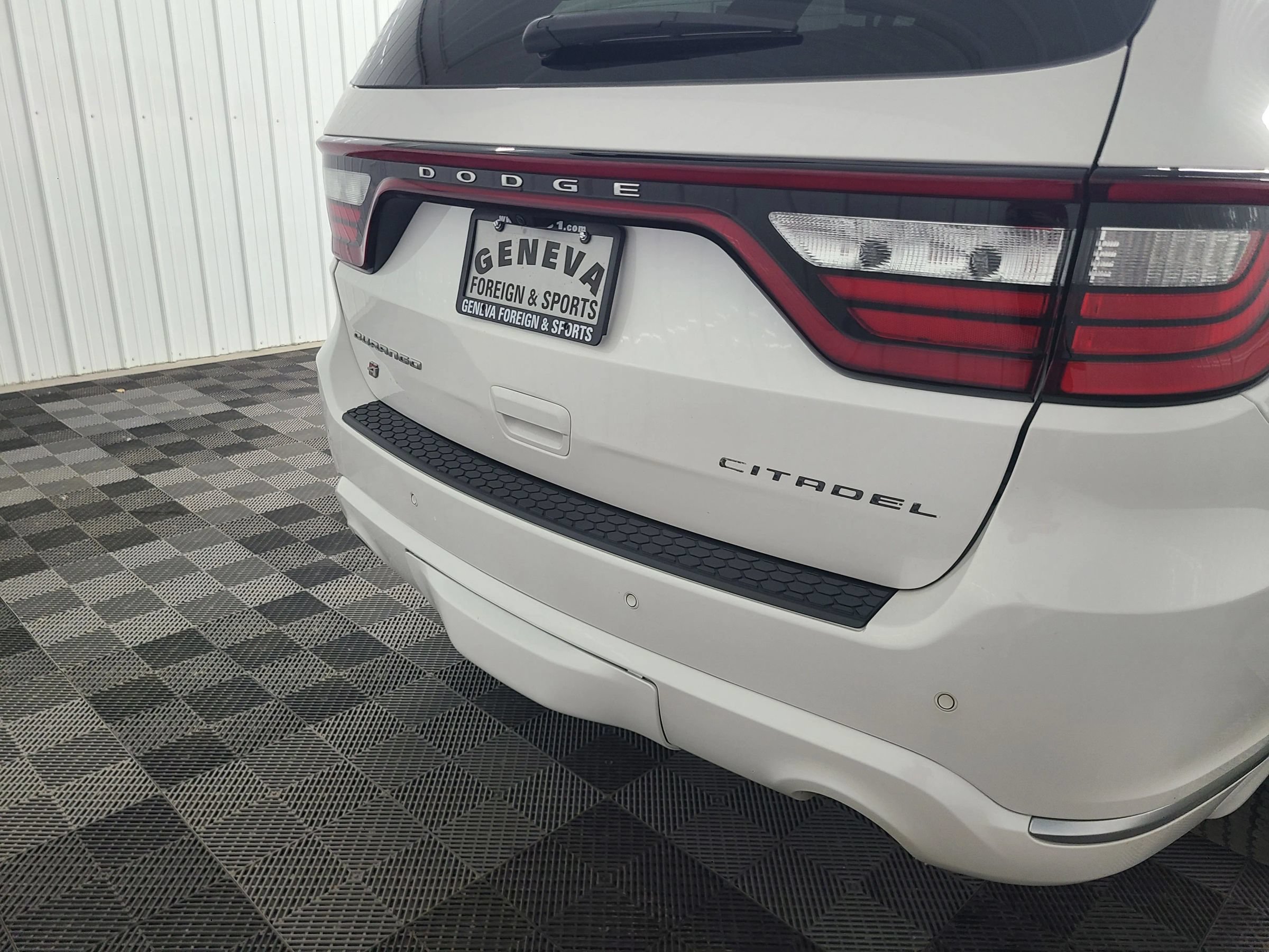 Used 2021 Dodge Durango Citadel w/ Premium Entertainment Group AWD/4WD image 19