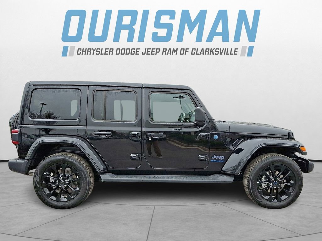 Used 2025 Jeep Wrangler Unlimited Sahara image 7