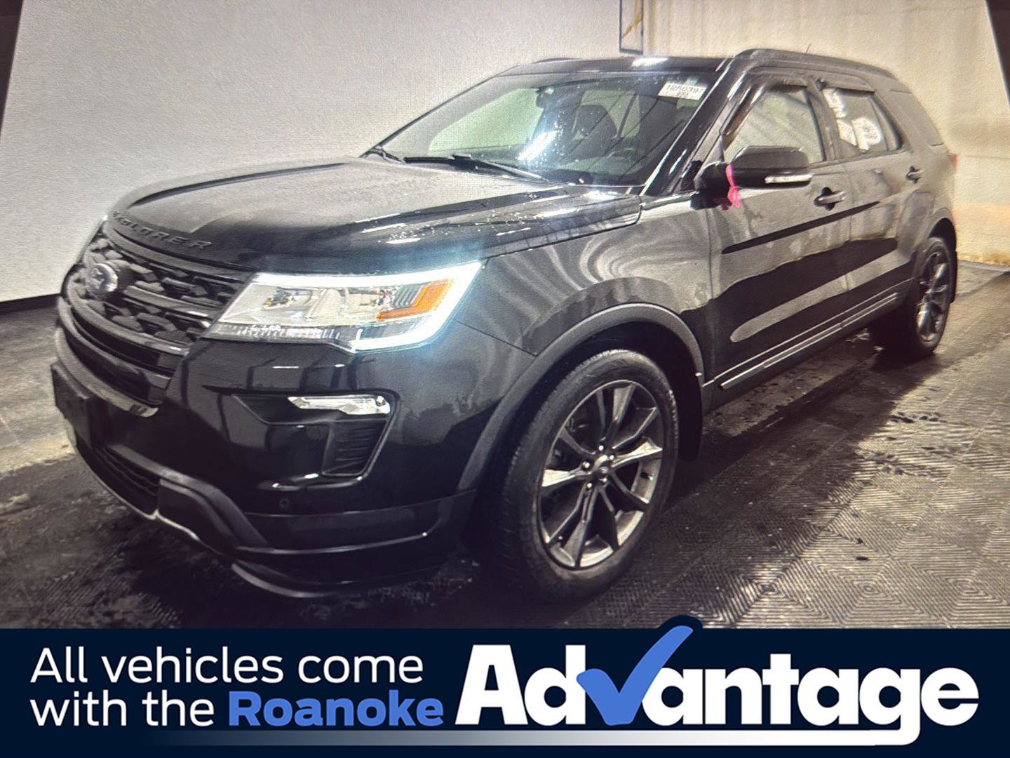 Used 2019 Ford Explorer XLT w/ XLT Sport Appearance Package AWD/4WD image 1