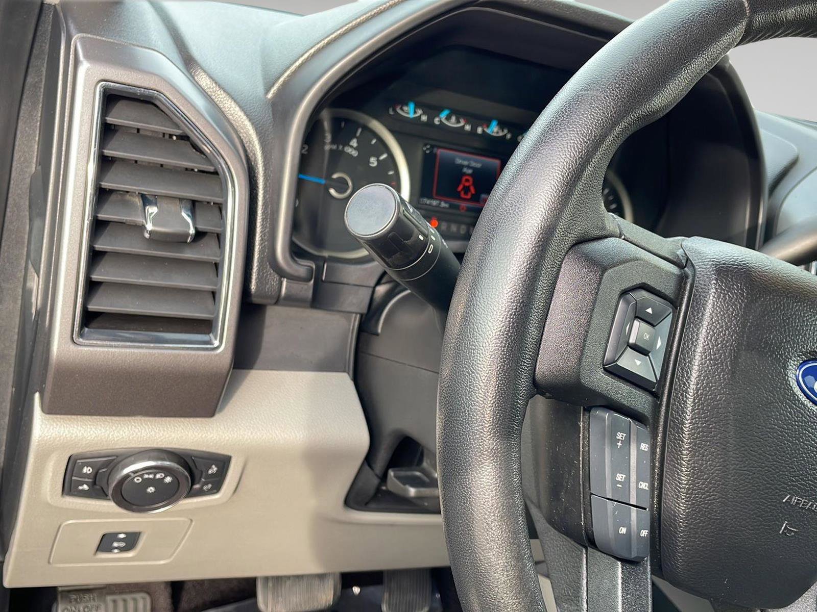 Used 2017 Ford F150 XLT w/ Equipment Group 301A Mid image 23