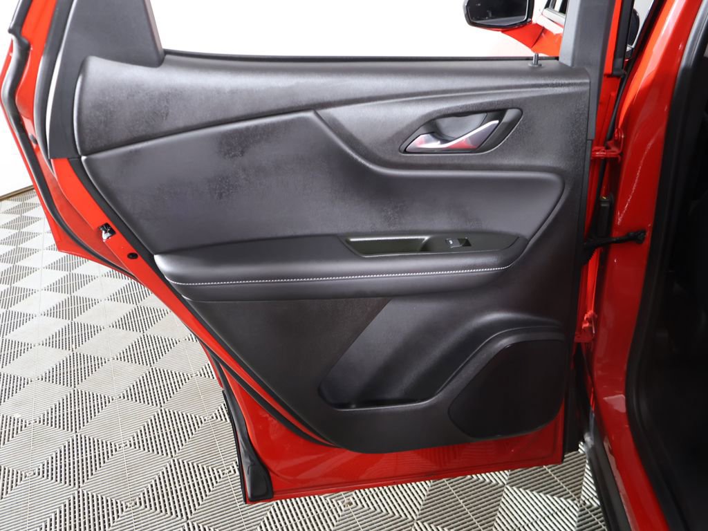 Used 2024 Chevrolet Blazer LT w/ Convenience Package FWD image 25