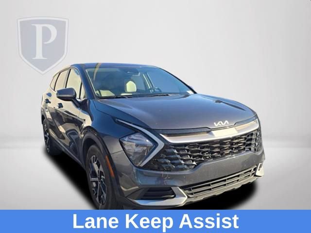 Used 2023 Kia Sportage EX FWD image 2