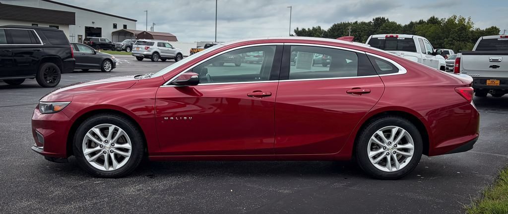 Used 2018 Chevrolet Malibu LT FWD image 13