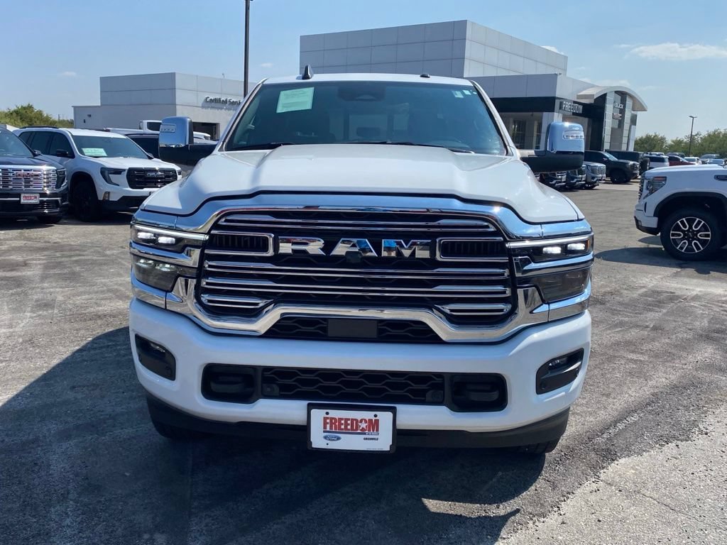 Used 2026 RAM 2500 Laramie AWD/4WD image 8