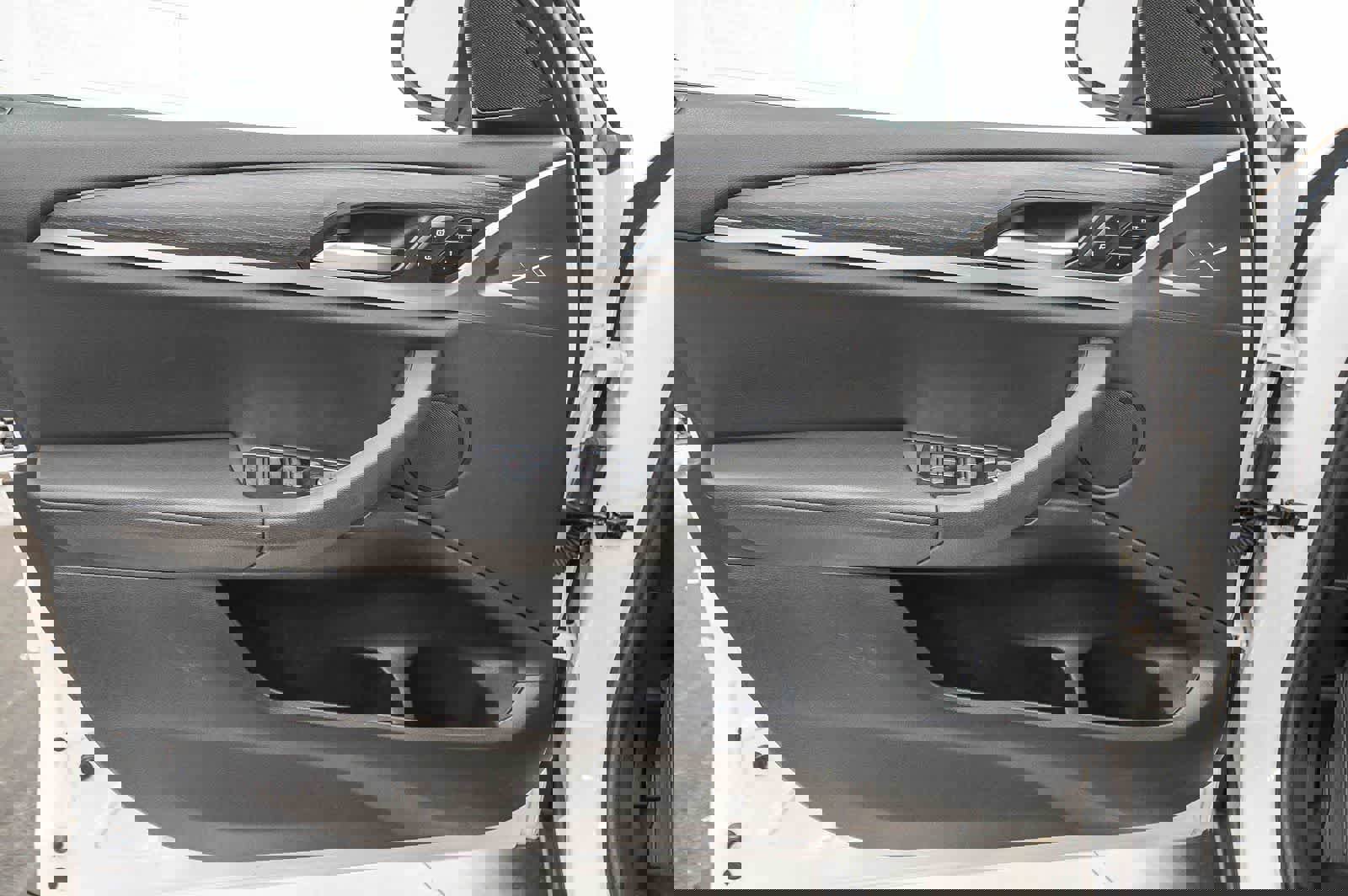 Used 2023 BMW X3 xDrive30i w/ Convenience Package w/ZPA image 22