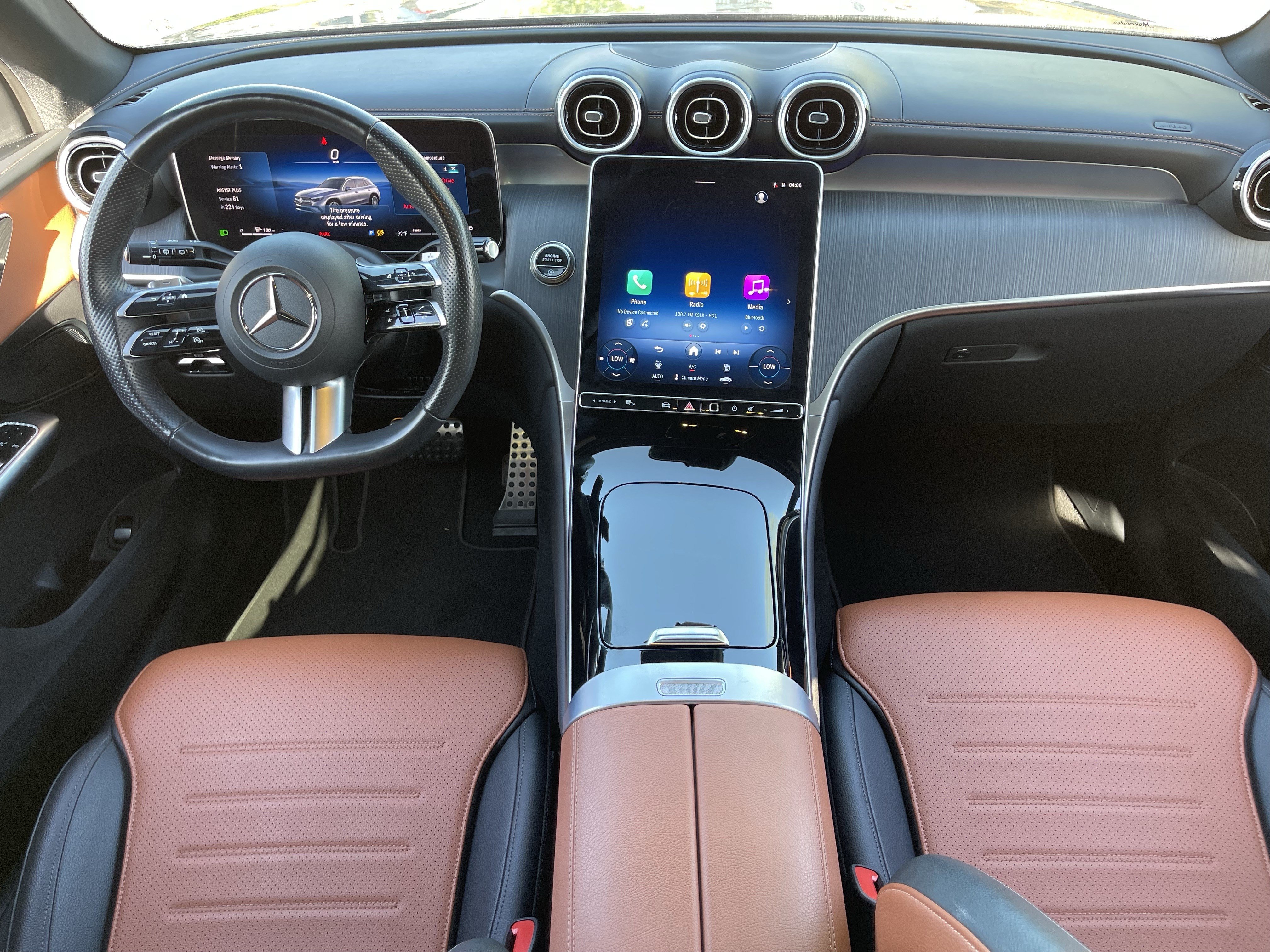 Used 2025 Mercedes-Benz GLC 300 image 16