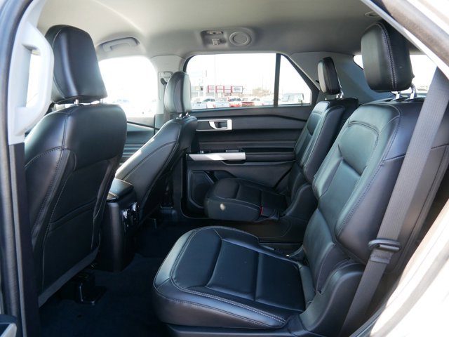 Certified 2022 Ford Explorer XLT w/ Equipment Group 202A image 12
