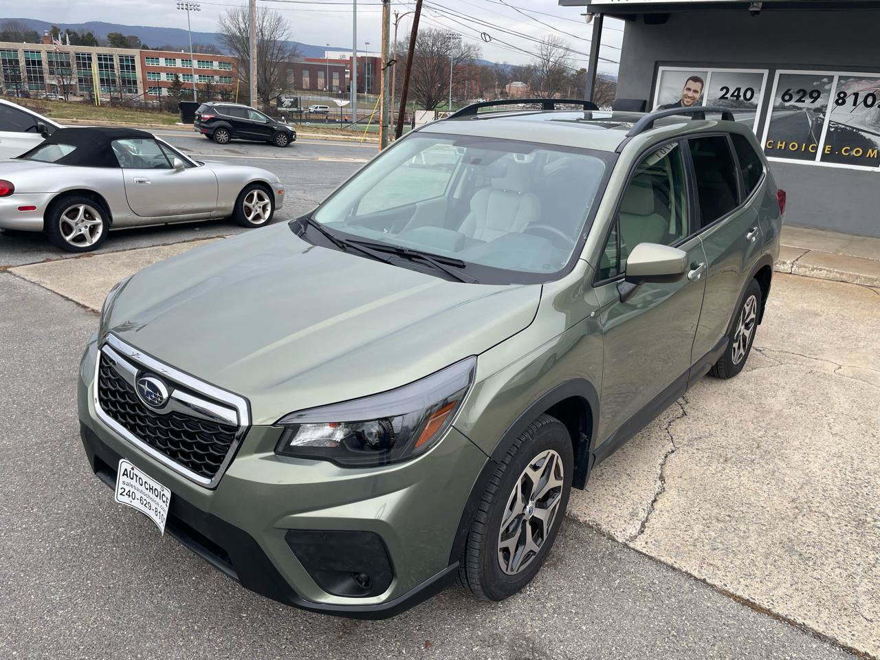 Used 2020 Subaru Forester Premium AWD/4WD image 22