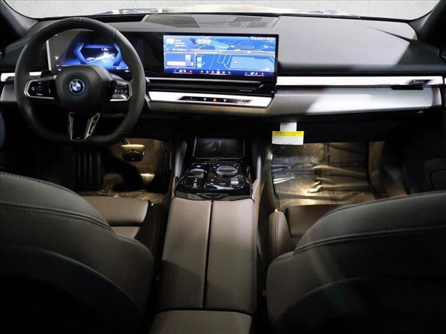 New 2027 BMW i5 xDrive40 w/ M Sport Package AWD/4WD image 16