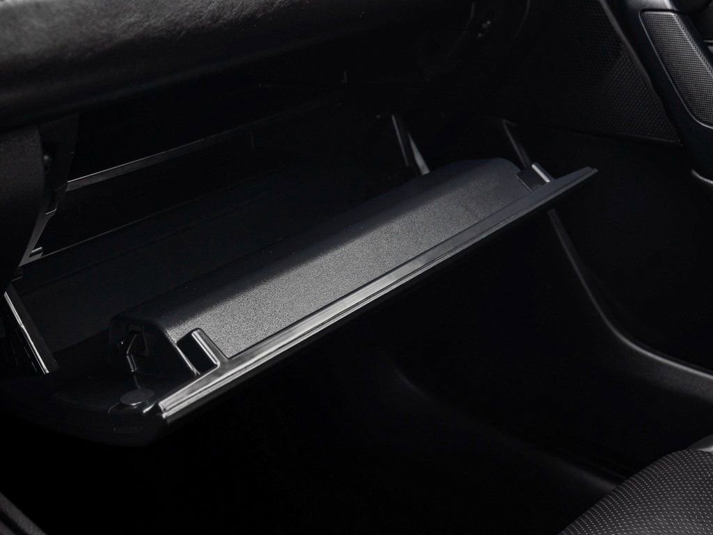 Used 2025 MAZDA CX-50 AWD 2.5 Hybrid w/ Premium Pkg image 18