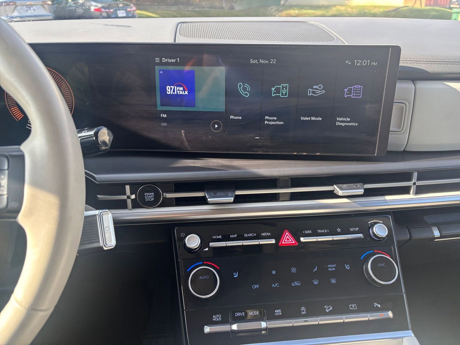 Used 2025 Hyundai Santa Fe SEL image 18