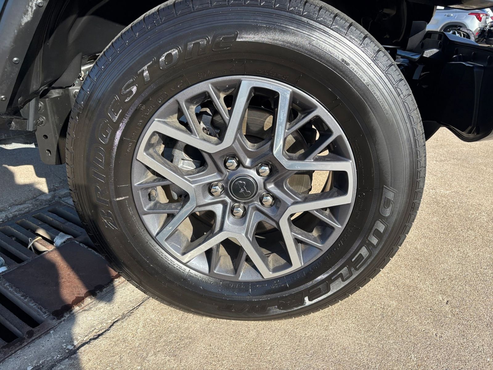 Used 2025 Jeep Wrangler Sahara image 29