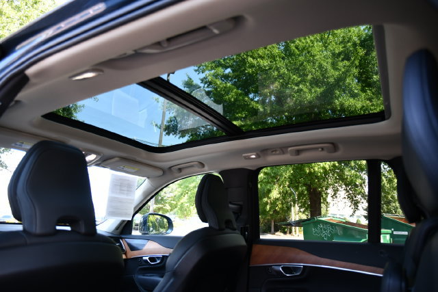 Certified 2024 Volvo XC90 T8 Plus w/ Protection Package Premier AWD/4WD image 28