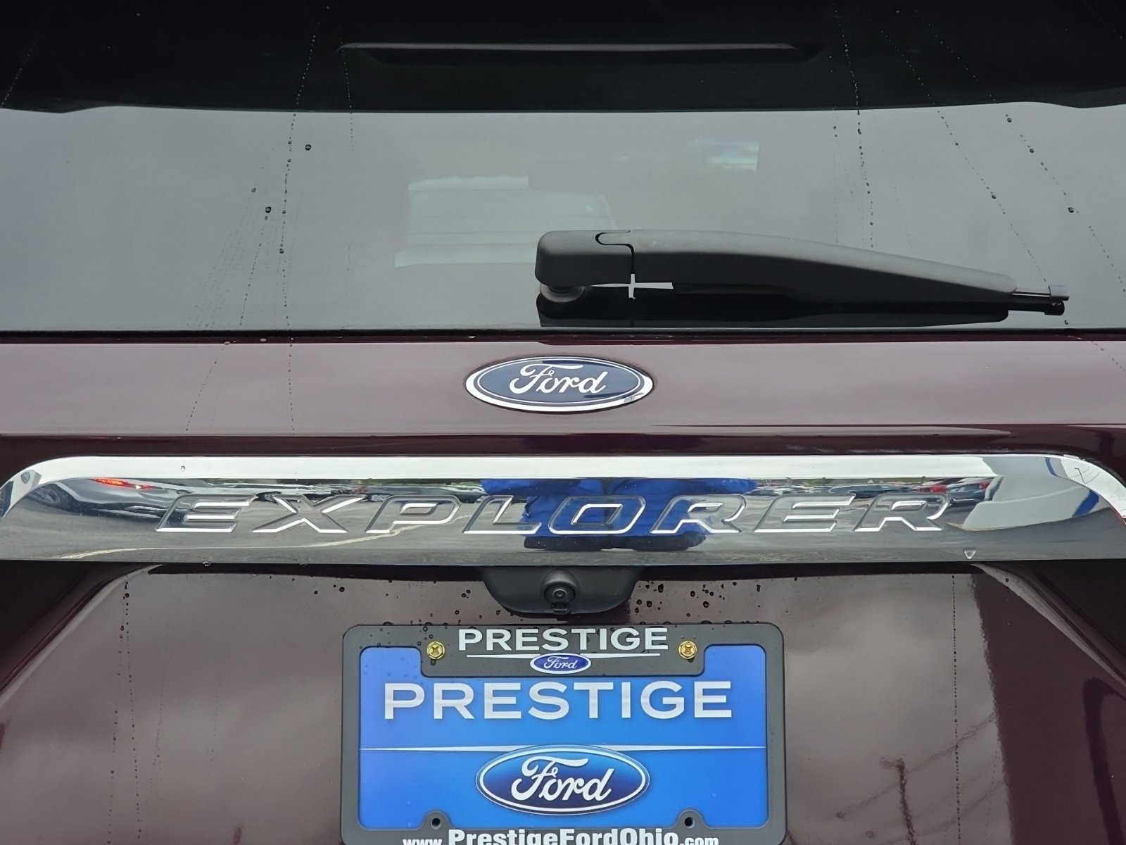 Used 2022 Ford Explorer Limited w/ Limited Technology Package AWD/4WD image 6