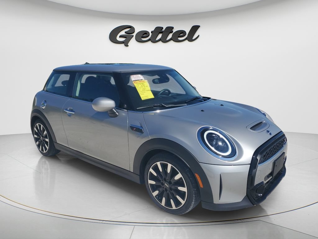 Used 2024 MINI Cooper S w/ Signature Upholstery Package FWD image 3