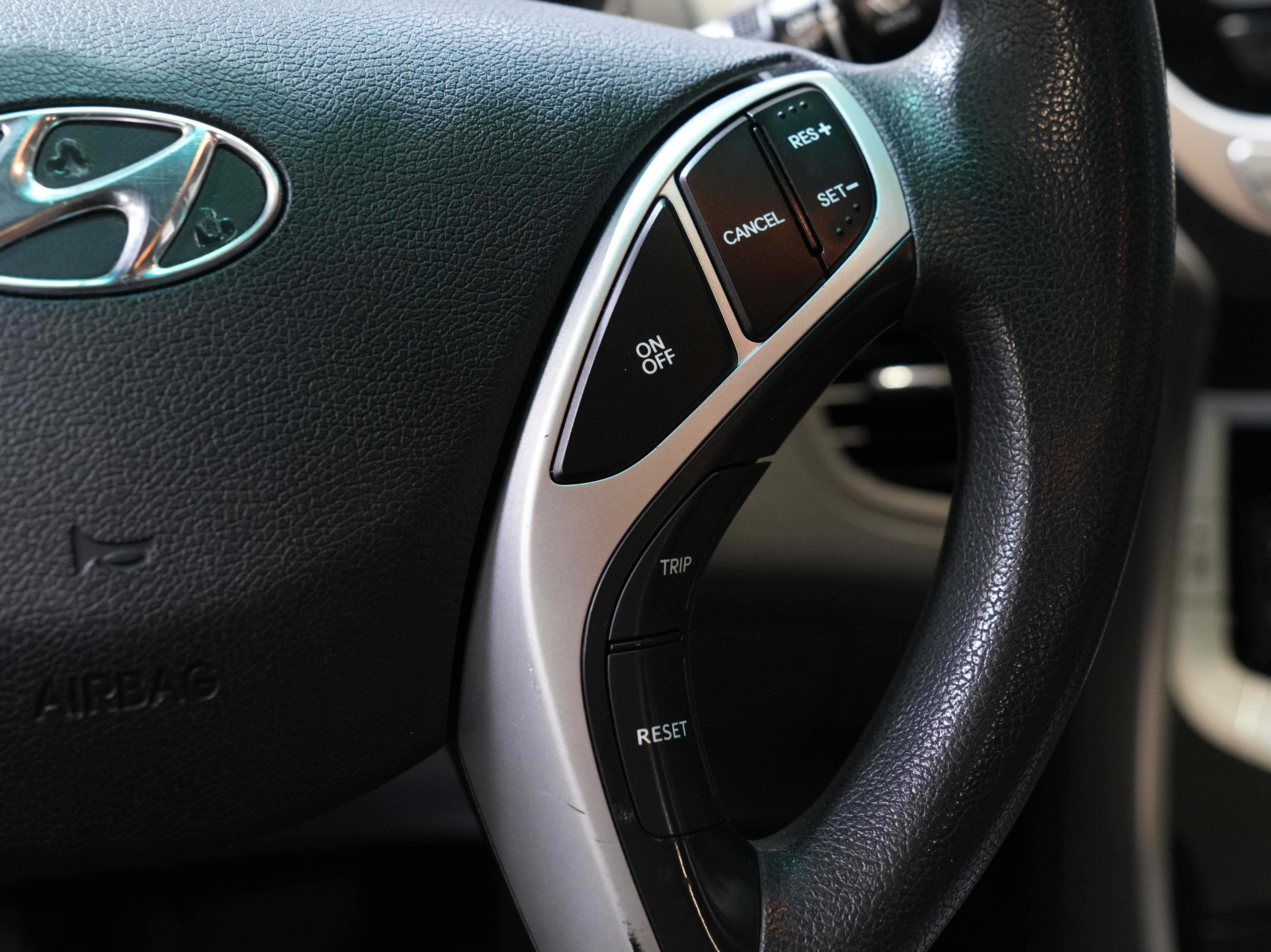 Used 2011 Hyundai Elantra GLS w/ Preferred Equipment Pkg 3 image 40