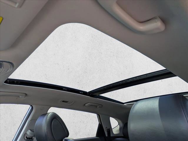 Used 2016 Hyundai Tucson Limited w/ Option Group 03 FWD image 16