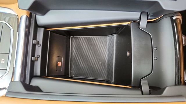 Used 2026 BMW X5 xDrive40i image 53