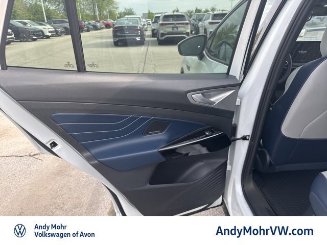 New 2026 Volkswagen ID.4 Pro S Plus AWD/4WD image 8