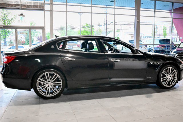 Used 2018 Maserati Quattroporte S GranLusso Q4 AWD/4WD image 4