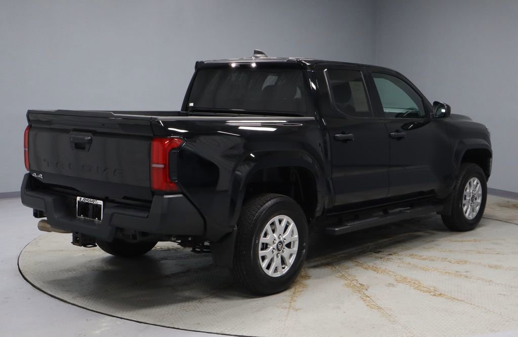 Used 2024 Toyota Tacoma SR AWD/4WD image 10