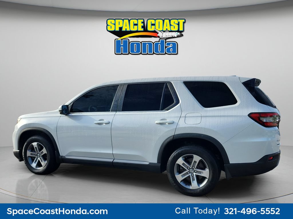 Used 2023 Honda Pilot EX-L image 11