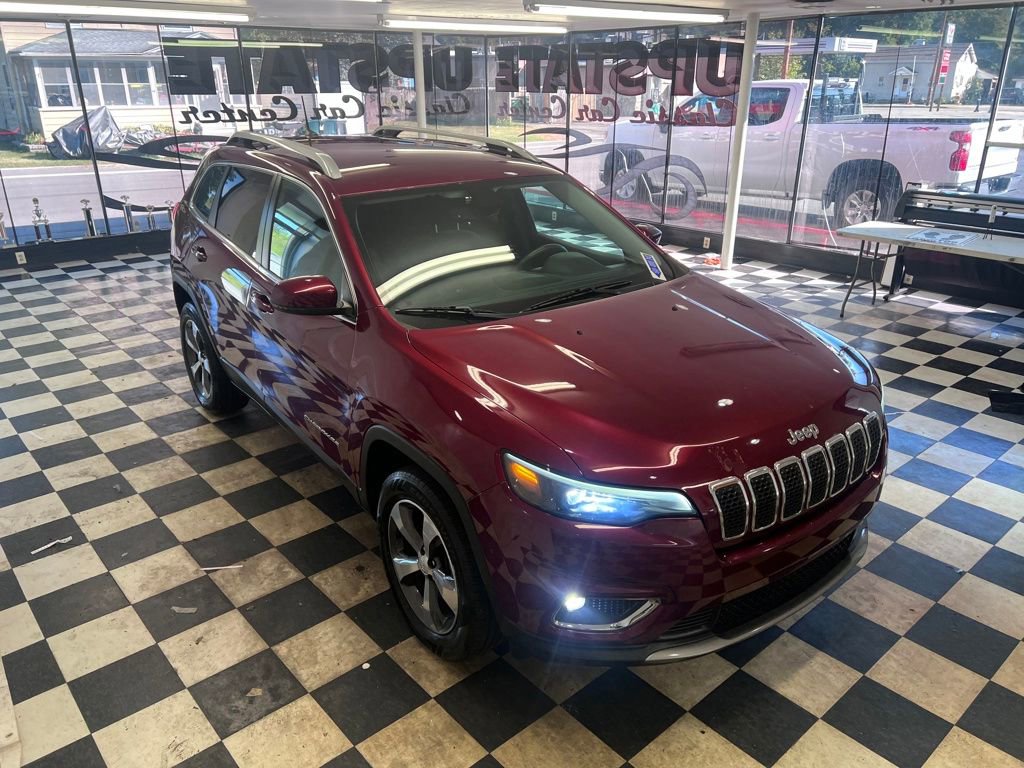 Used 2019 Jeep Cherokee Limited image 16